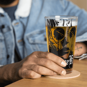 KidmeK Shaker pint glass